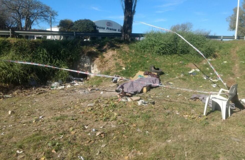 El frío mató a un indigente hallado a la vera de Circunvalación