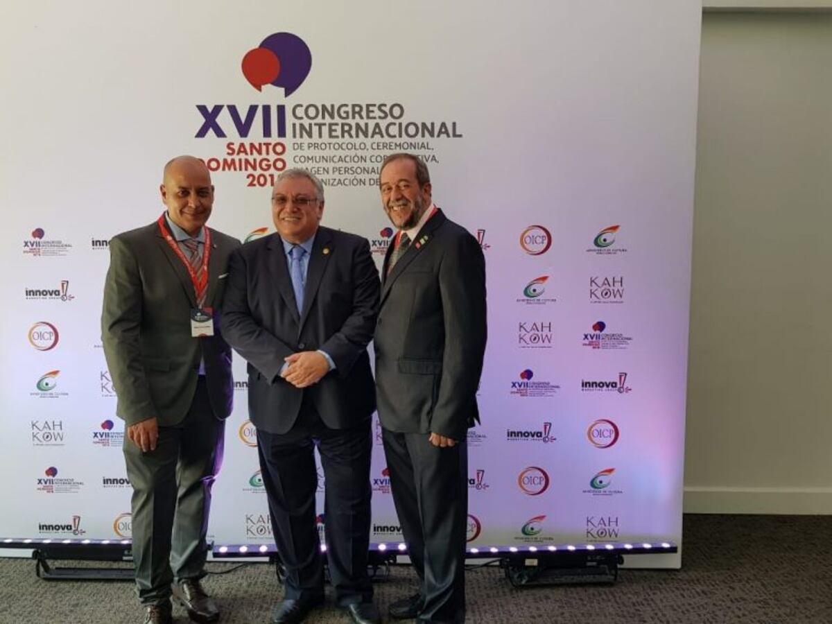Lazcano, Gerardo Correas y Caligiuri (De izquierda a derecha)\u002E Correas fue designado este jueves como nuevo Presidente de la Organización Internacional de Ceremonial y Protocolo\u002E