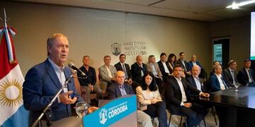 Acto para honrar víctimas del Holocausto en Córdoba\u002E