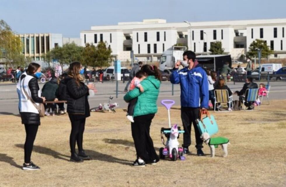 Brindaron recomendaciones sanitarias en parques de la ciudad
