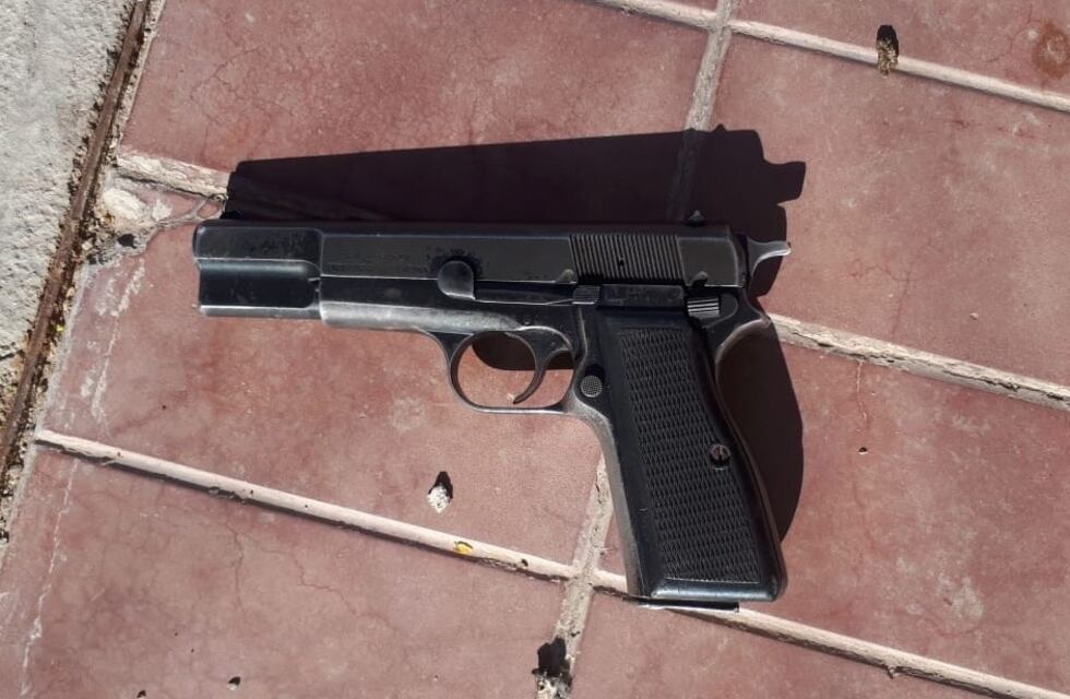 Carlos Paz: discutía con un arma, pero era de juguete