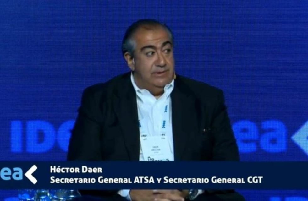 Héctor Daer disertó en el Coloquio de IDEA y pidió por "un  gobierno que se centre en la escena política"