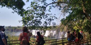 En el Parque Nacional Iguazú aspiran a que ingresen 2\u002E000 personas en la próxima fase\u002E