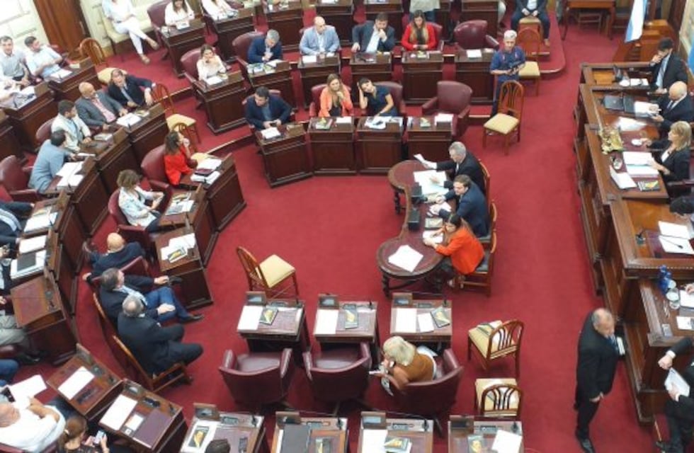 Legisladores de Santa Fe donarán la mitad del sueldo para combatir la pandemia