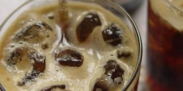 Dos botellas de fernet, una de gaseosa cola (en todos los casos, de segunda marca) y seis botellas de vino fueron pate del botín de los sedientos asaltantes en Maipú.