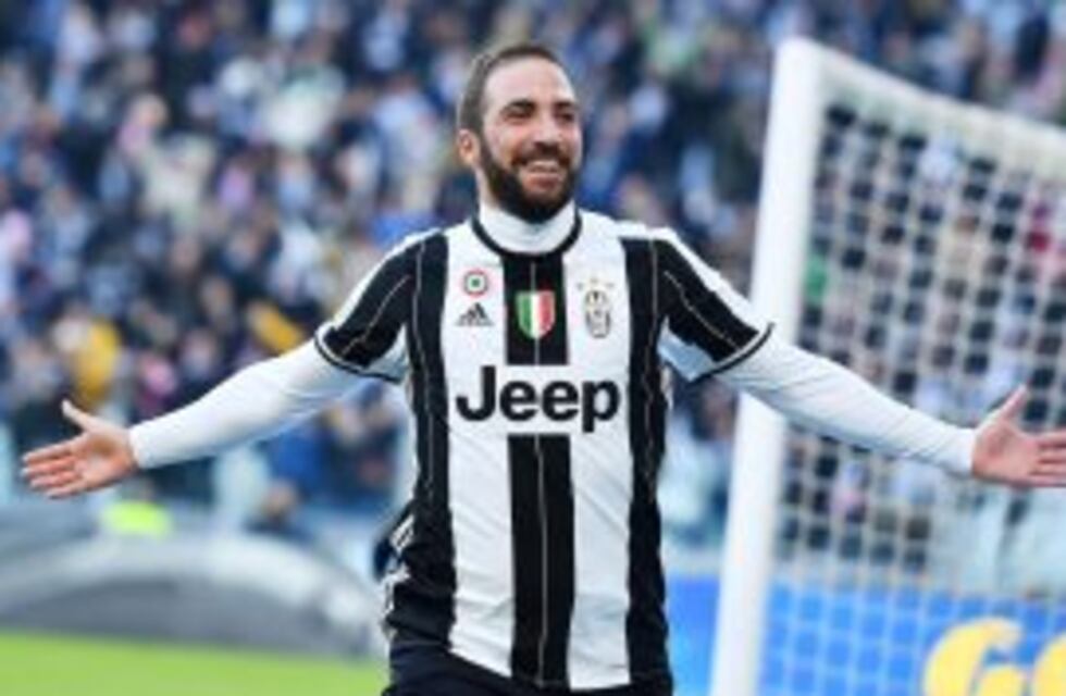 Con goles de Dybala e Higuaín, Juventus venció 2-0 a Lazio