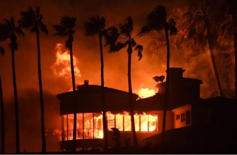 Lady Gaga, Kim Kardashian y otras celebridades tuvieron que evacuar sus casa de Malibú