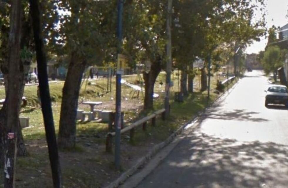 Hallaron a dos hombres carbonizados dentro de un auto en Lanús