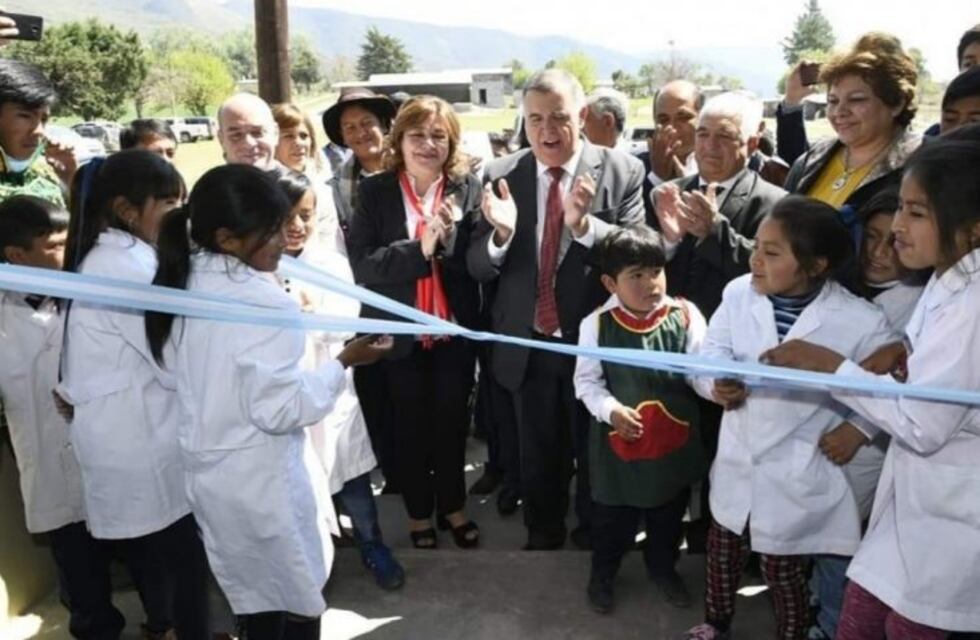 Ampliación y Mejoras en una escuela de Rodeo Grande
