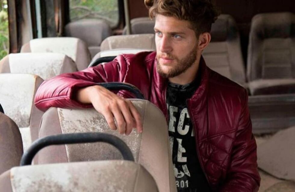 Jugador y modelo: mirá las fotos sexy del nuevo delantero de la Lepra