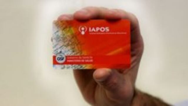 Las credenciales de papel de IAPOS continu00faan en vigencia.