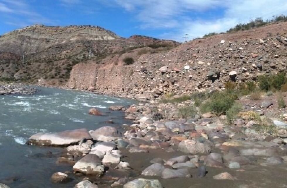 Continúa el alerta meteorológico y aumenta el caudal del Río Mendoza