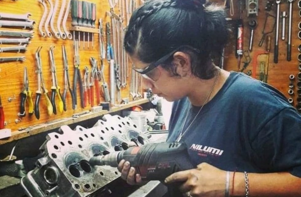 "Mecánica para mujeres" un emprendimiento novedoso e interesante en Alta Gracia