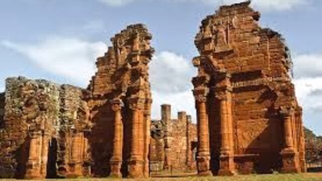 El portal de la antigua iglesia de San Ignacio Miní\u002E (Iguazú Portal)