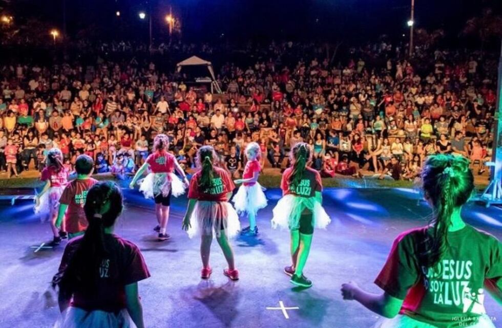 La comunidad disfrutó de un nuevo Octubrillante en la costanera