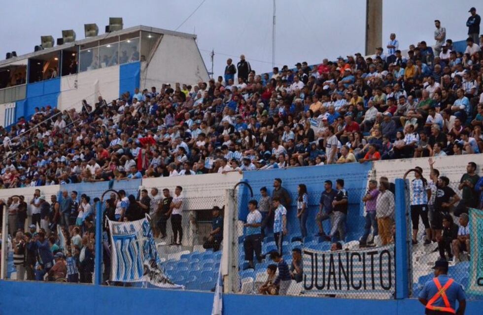 Partido solidario en Nueva Italia con figuras del fútbol cordobés