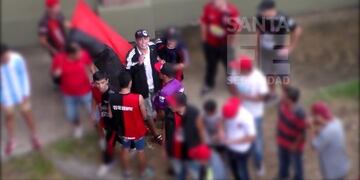 Video con los hechos que derivaron en la suspensión de Colón – Vélez\u002E(Ministerio de Seguridad)