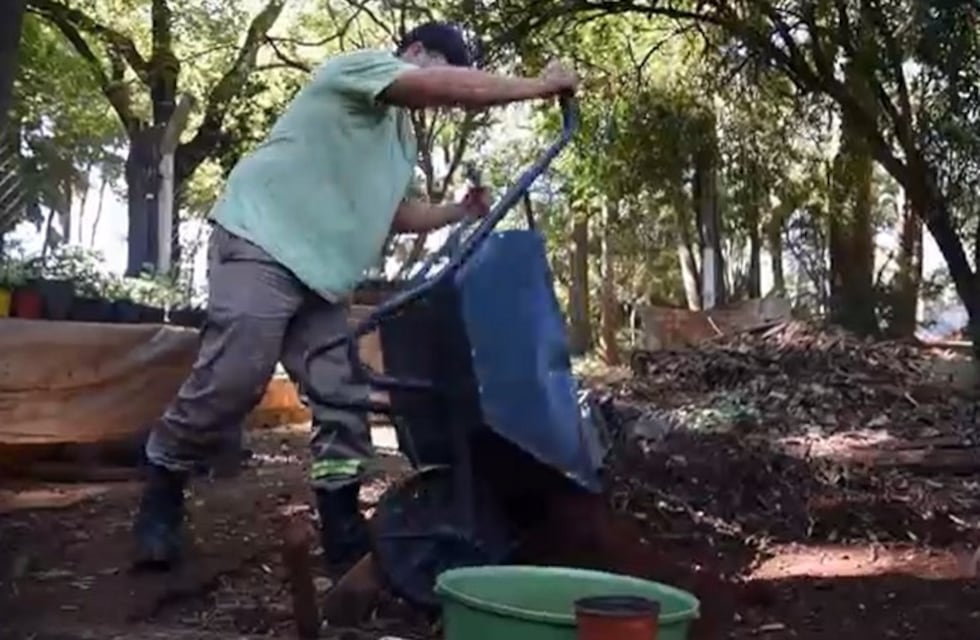 Graban videos sobre manejo de huertas urbanas para uso gratuito de los vecinos