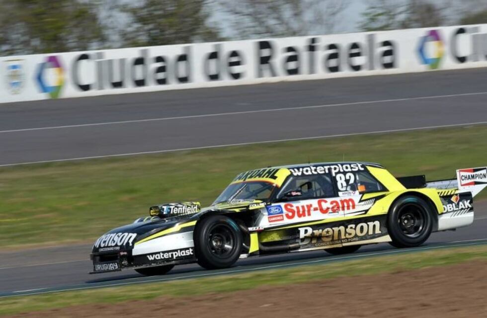 El uruguayo Llambris, el más rápido en los entrenamientos del Turismo Carretera