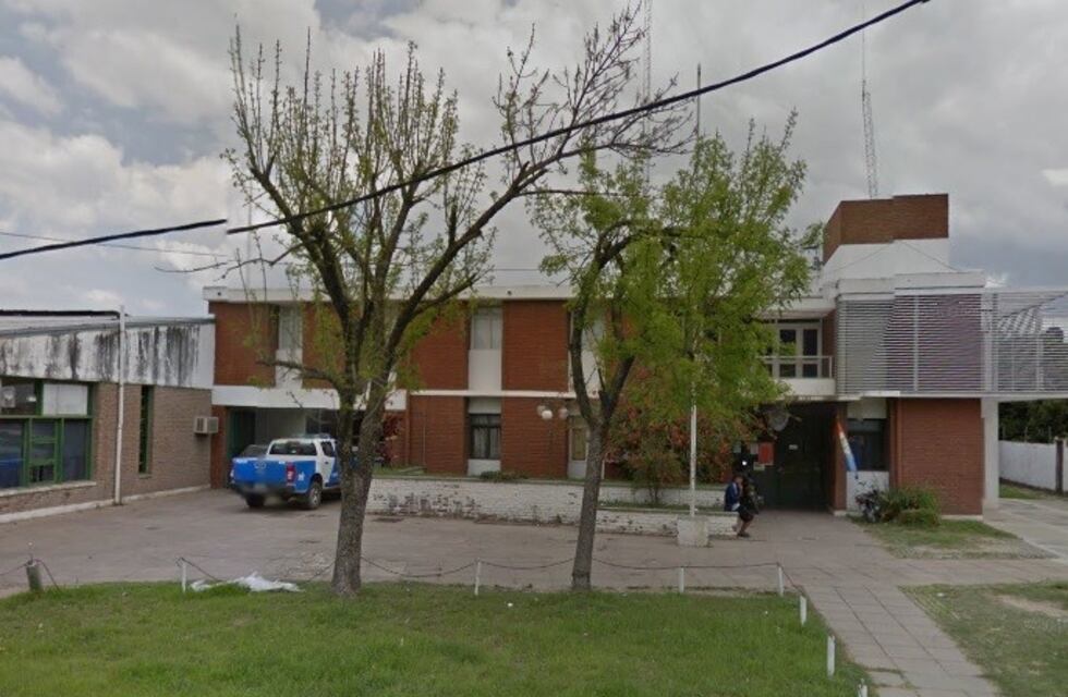 Arrestaron a seis policías por torturar y golpear a una pareja gay en una seccional