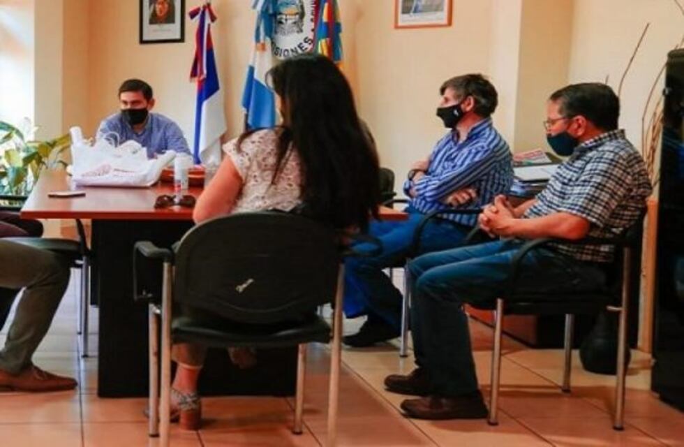 Seis clubes de Eldorado recibieron sus números del Deporbono