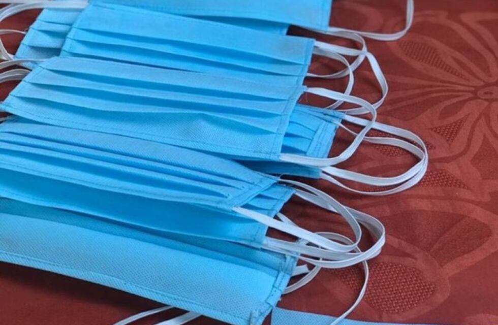 Cooperativa trabaja produciendo barbijos y te los lleva a domicilio