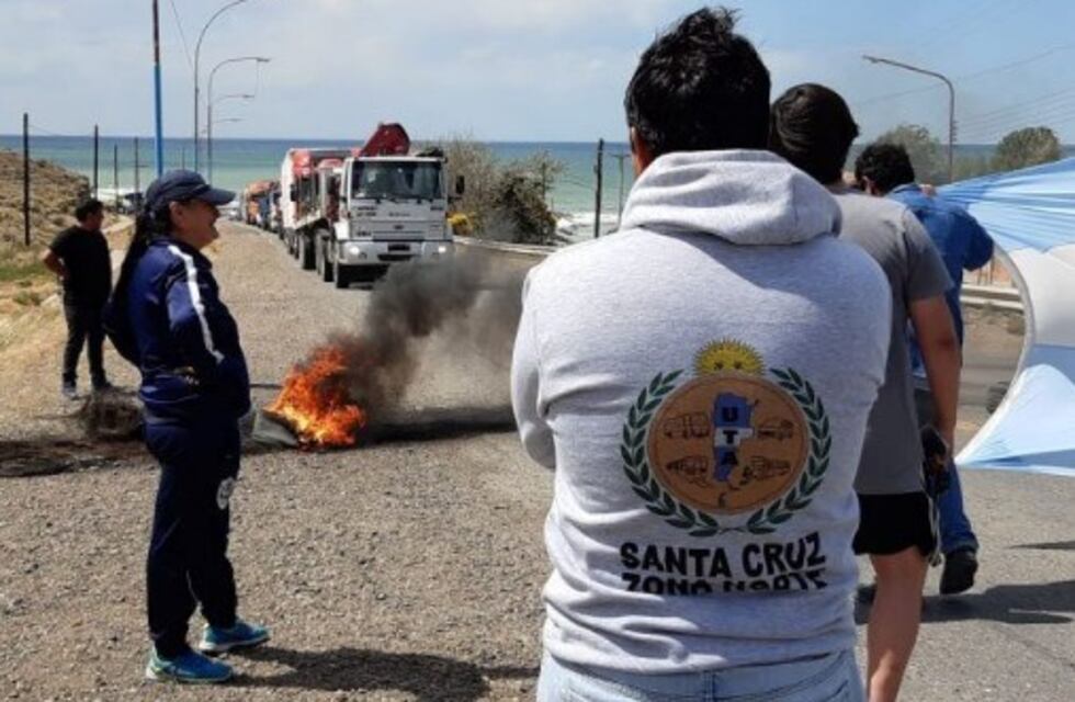 Pico Truncado: empleados despedidos exigen la presencia de la gobernadora