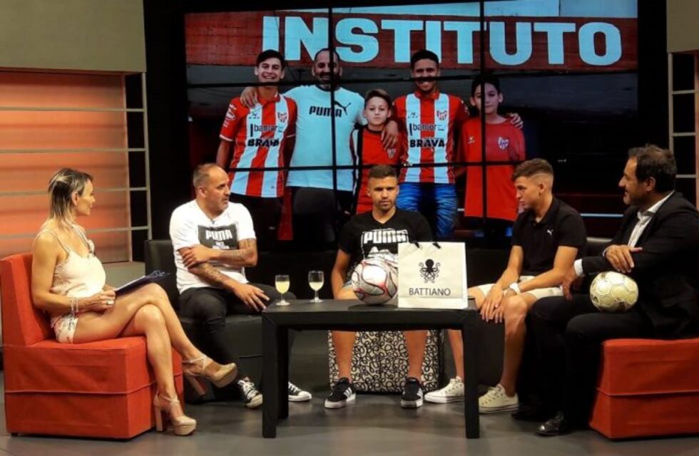 Los Watson, con un ping pong tamaño familiar