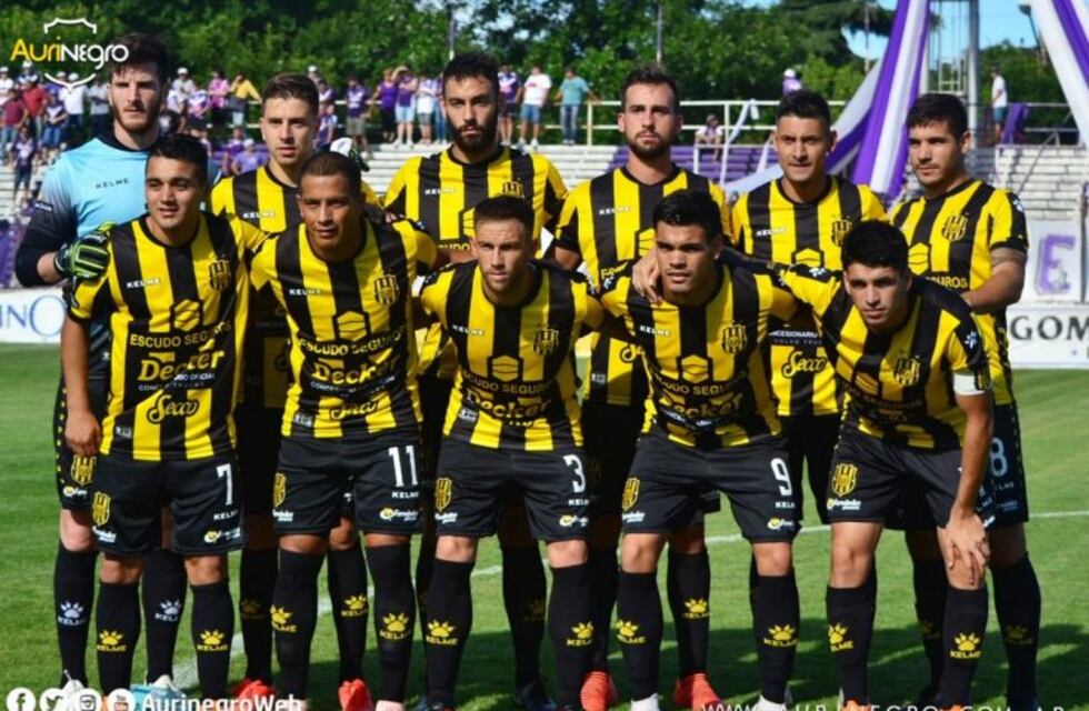 Olimpo cerró el año en zona de descenso directo