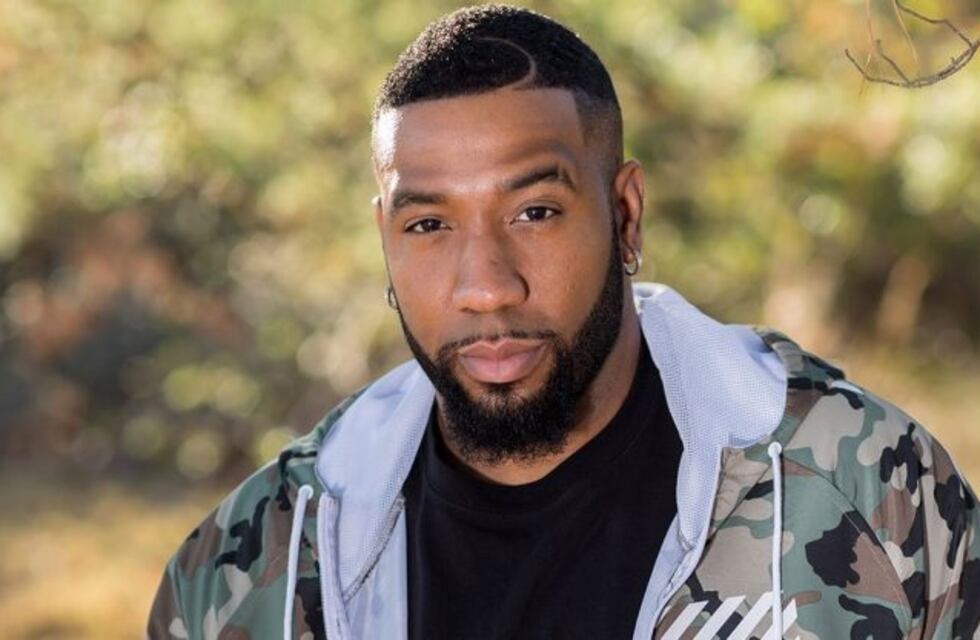 Cameron Henderson, el protagonista de los videos más insólitos de Tik Tok