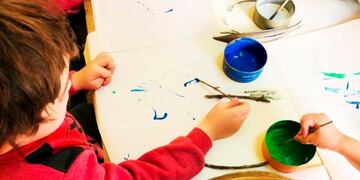 Una docente rionegrina de jardín da clases con juegos y viaja a zonas rurales a pesar del coronavirus