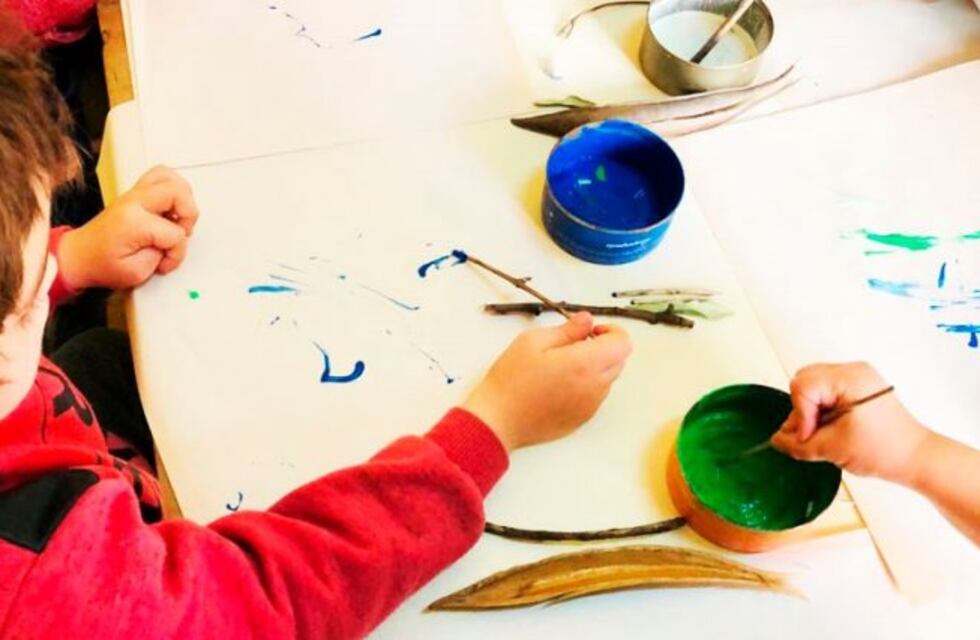 Una docente rionegrina de jardín da clases con juegos y viaja a zonas rurales a pesar del coronavirus