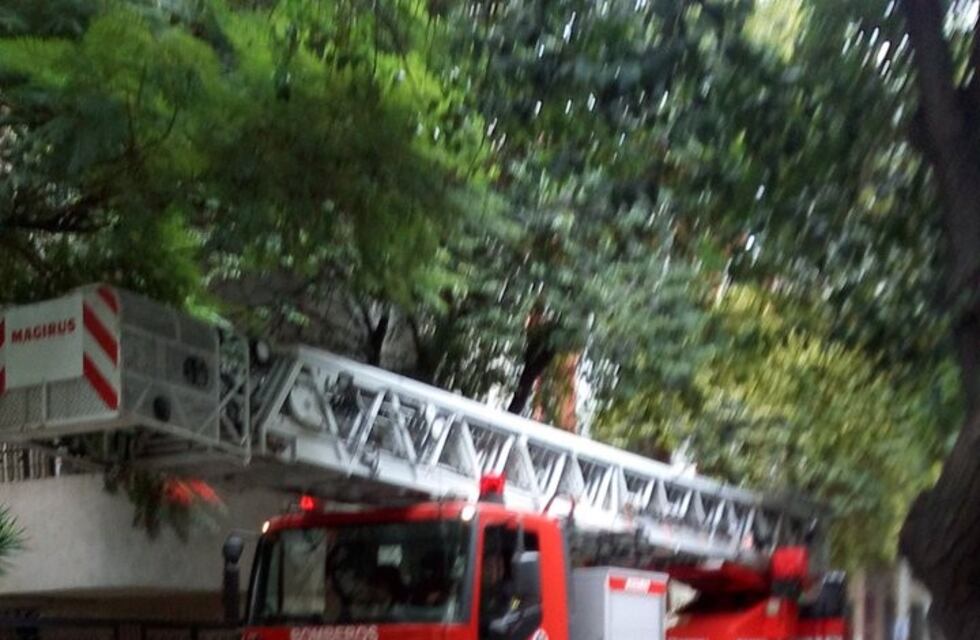 No perdonan a nadie: le robaron a bomberos en el cuartel