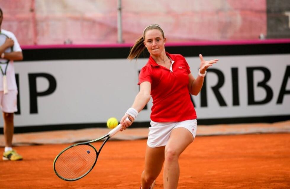 Nadia Podoroska se bajó de un torneo por lesión pero sigue siendo la mejor argentina