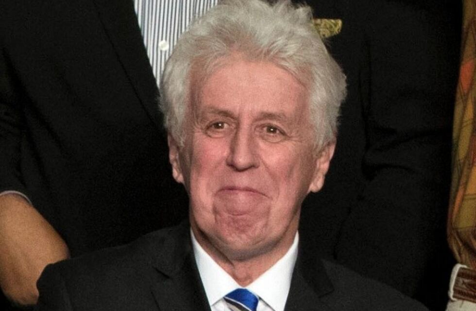 La CNN despidió a un periodista pro Trump por utilizar un saludo nazi en Twitter