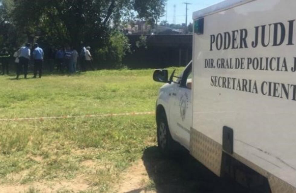 Imputan a la pareja del hombre hallado muerto junto al Suquía