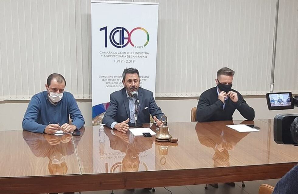 Las cámaras del Sur le reclamaron al Presidente que "despeje dudas" sobre  Portezuelo del Viento