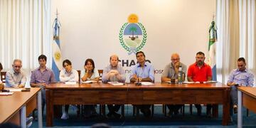 Capitanich acordó una tregua social de 90 días con movimientos sociales