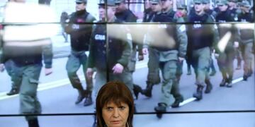 BUENOS AIRES 06/09/16, LA MINISTRA DE SEGURIDAD PATRICIA BULLRICH PRESENTA EL PROGRAMA TRIBUNA SEGURA.FOTO-DYN/EZEQUIEL PONTORIERO. buenos aires patricia bullrich ministra de seguridad presentacion programa tribuna segura A la cancha con DNI