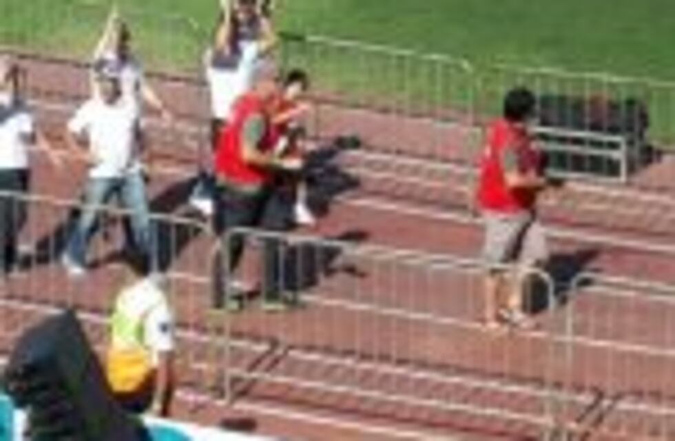 Daniel Orsanic y Carlos Berlocq recibieron un reconocimiento en la previa del Superclásico