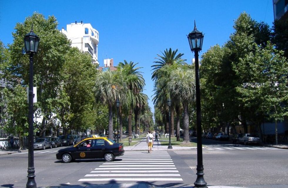 Oroño y Tucumán, la esquina de los choques diarios
