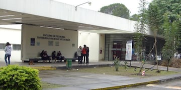 Facultad de Psicología UNT (Romina Aguirre)