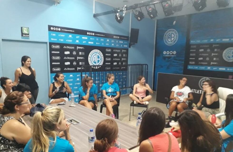 Futboleras Organizadas se suma a la marcha del #8M