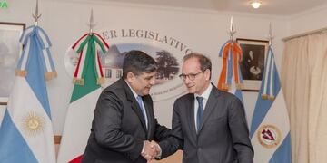 Juan Carlos Arcando - Embajador de Italia en Argentina Giuseppe Manzo\u002E