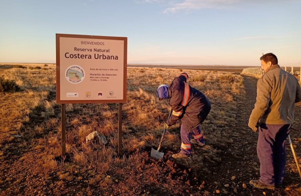 Semana del Medio Ambiente: limpian el camino que lleva hacia la Reserva de Río Gallegos
