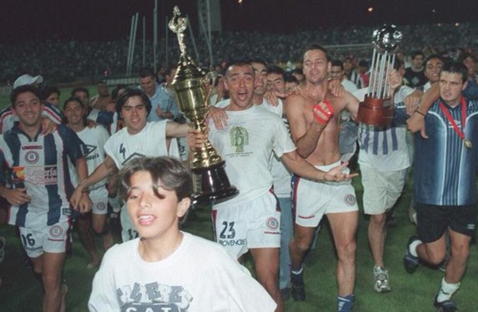 Talleres prepara un homenaje a 20 años de la obtención de la Copa Conmebol