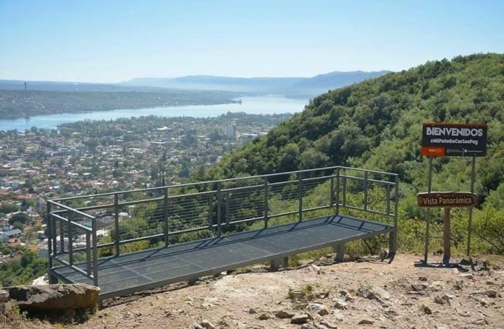 Semana Santa: el ascenso al cerro La Cruz como principal opción en Carlos Paz