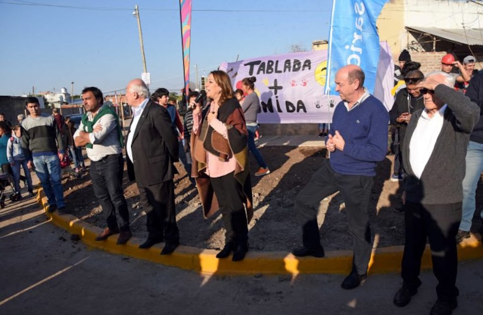 Inauguran la remodelación de Cordón Ayacucho, obra que beneficia a 1300 familias de Tablada