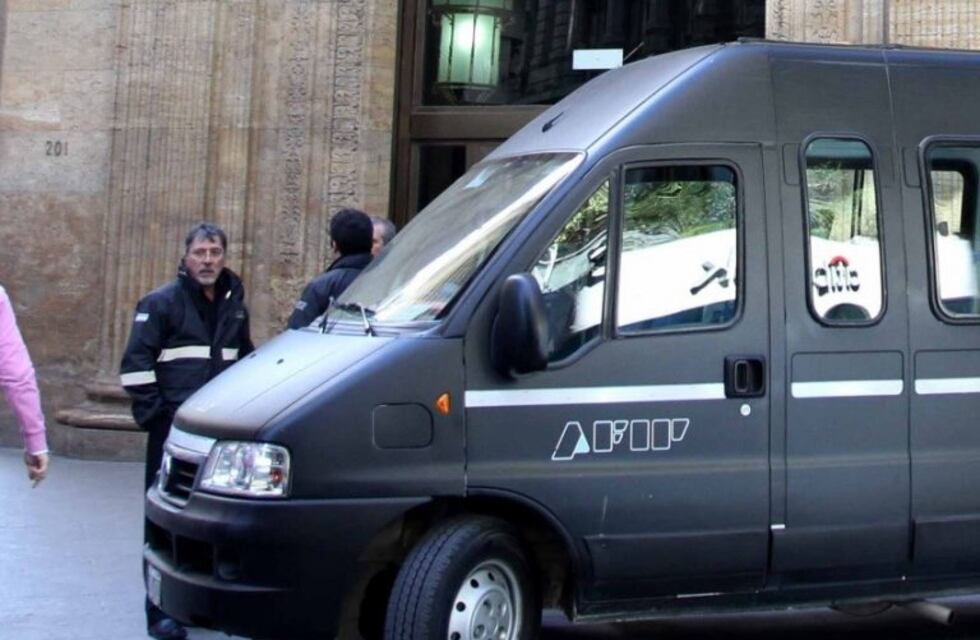 Vendían facturas truchas y los arrestaron por un fraude fiscal estimado en 2.500 millones de pesos