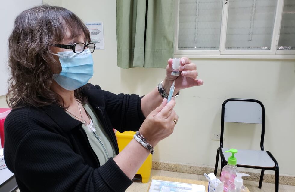 El Hospital Municipal recibió la vacuna rusa